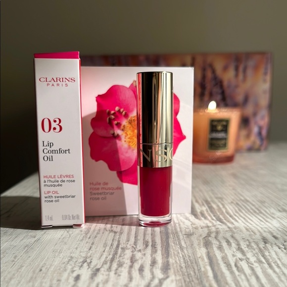 New Clarins Lip Comfort Oil - 03 Cherry - Picture 1 of 1